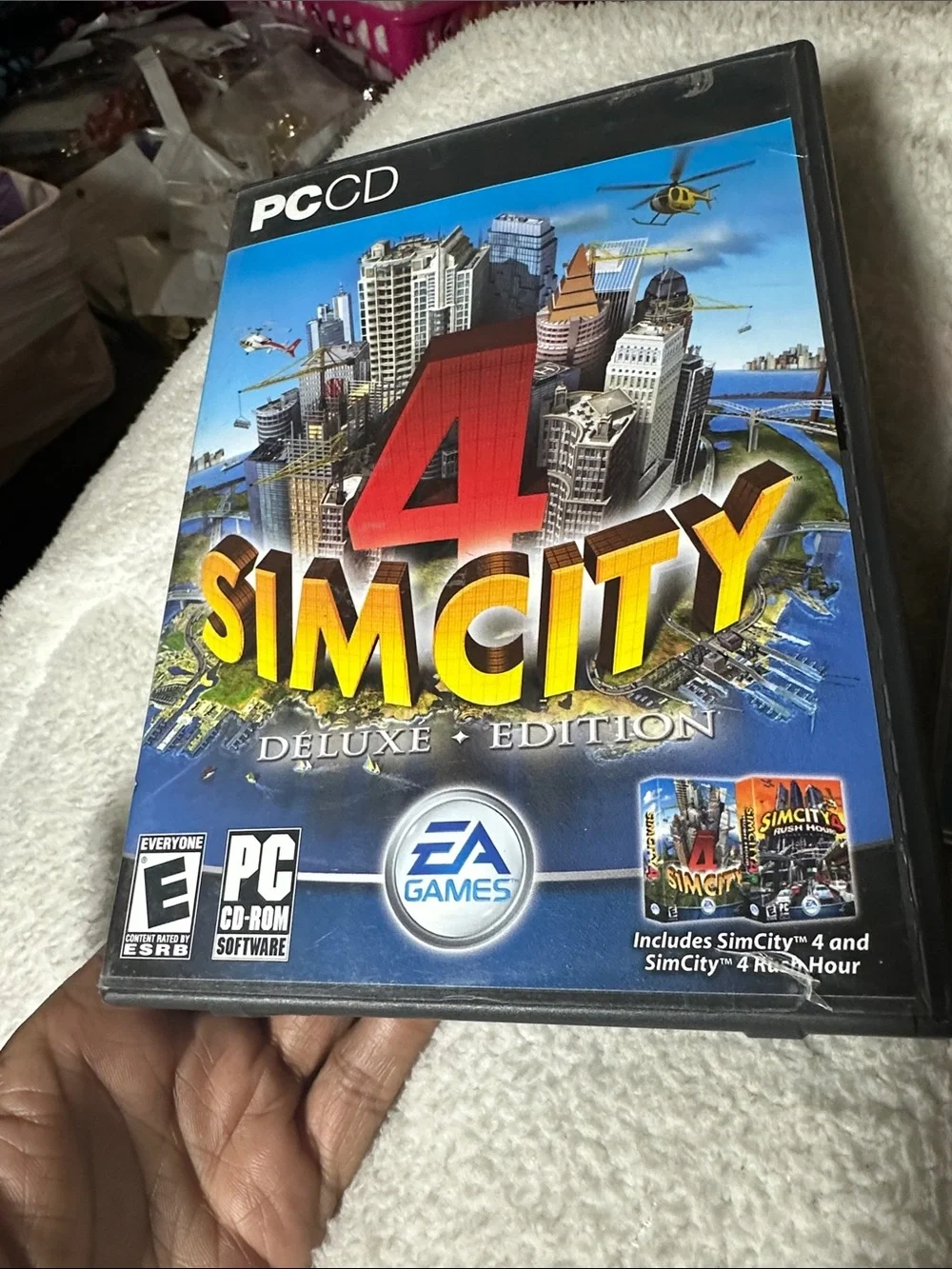 SimCity 4 Deluxe Edition PC Game + 100 Great Games CD-case broken
